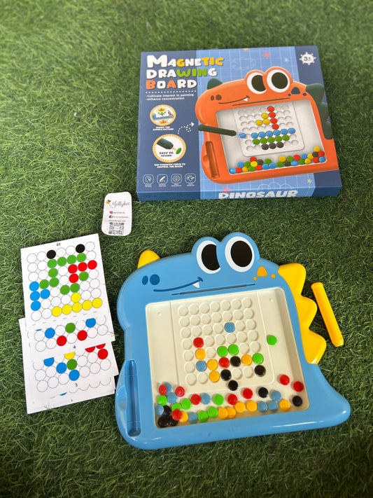 Small cute magnetic drawing board